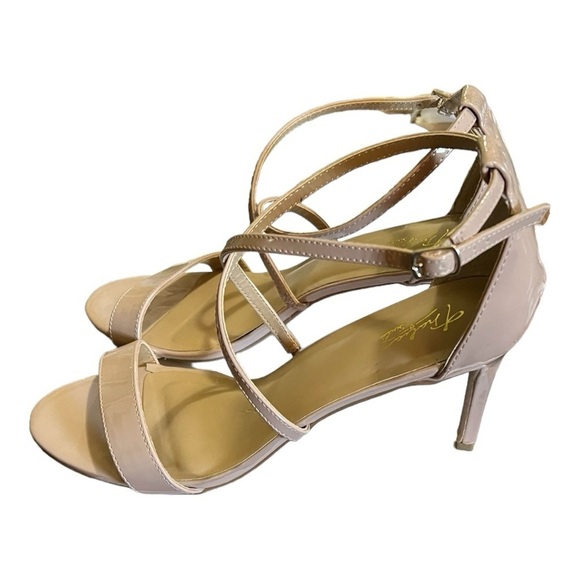 Thalia Sodi Women’s Darria Strappy Stiletto Heels Sandals with Buckle Nude S 12 - Picture 6 of 11